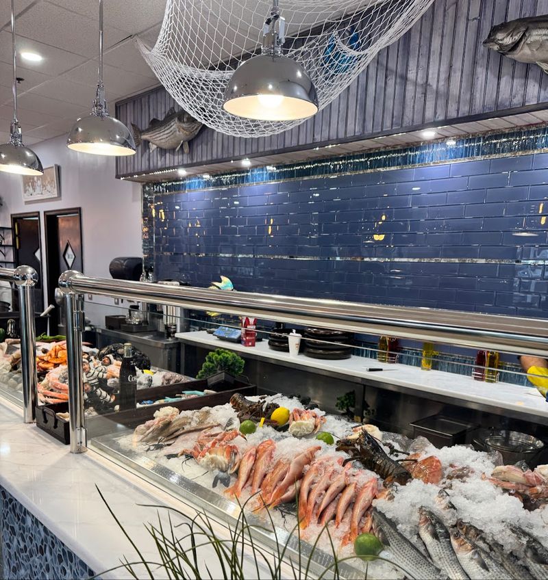 Seven Seas Mediterranean Seafood, Willow Grove