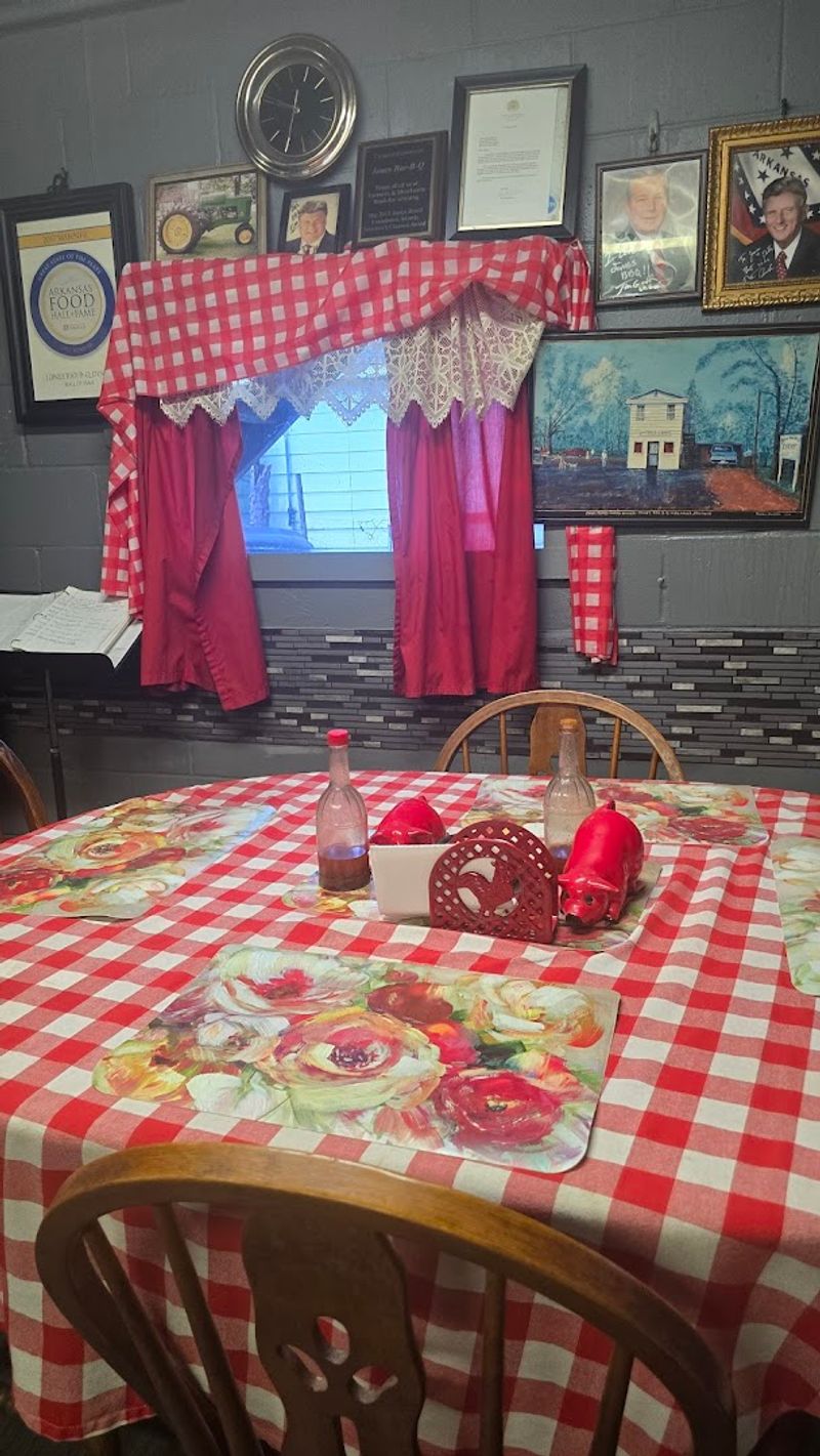 Jones Bar-B-Q Diner, Marianna