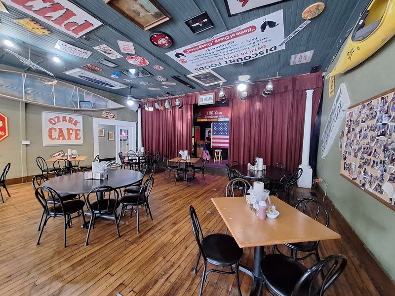Ozark Cafe, Jasper