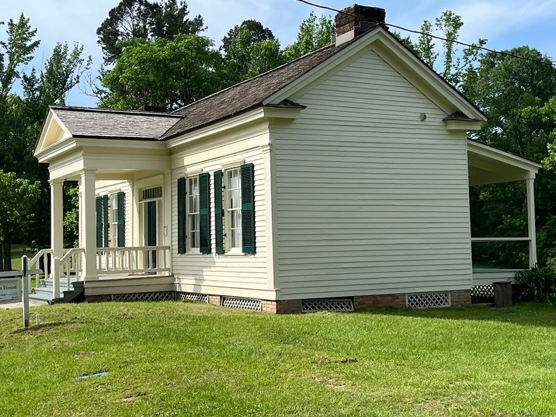 Purdom House Herb Garden At Historic Washington State Park