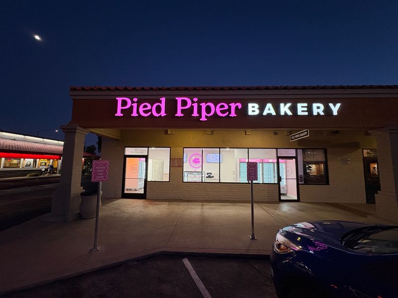 Pied Piper Bakery