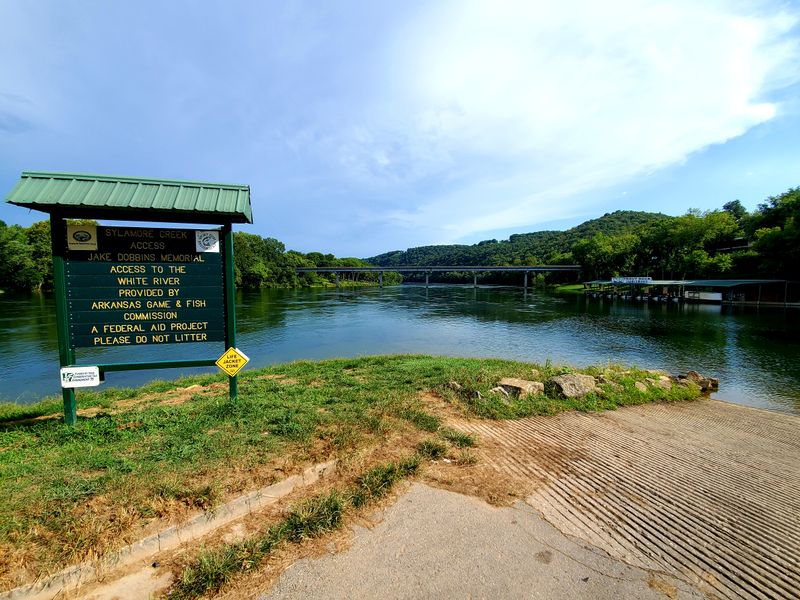 Anglers White River Resort Restaurant 