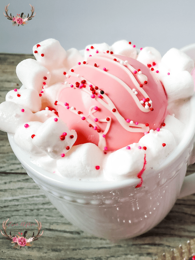 Valentine’s Day Strawberry Hot Cocoa