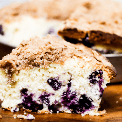 blueberry crumb cake