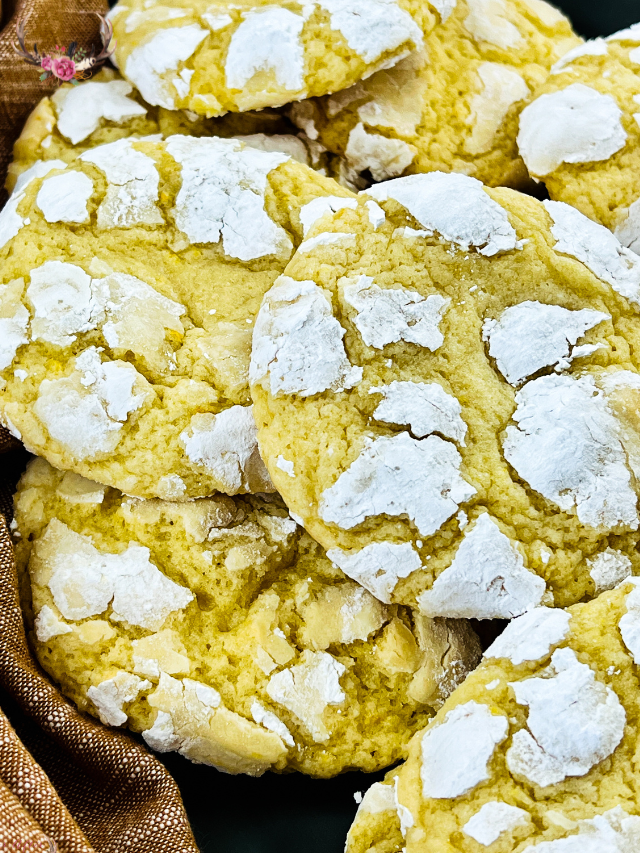 Easy Lemon Crinkle Cookies