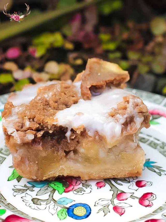apple crisp cookie bar