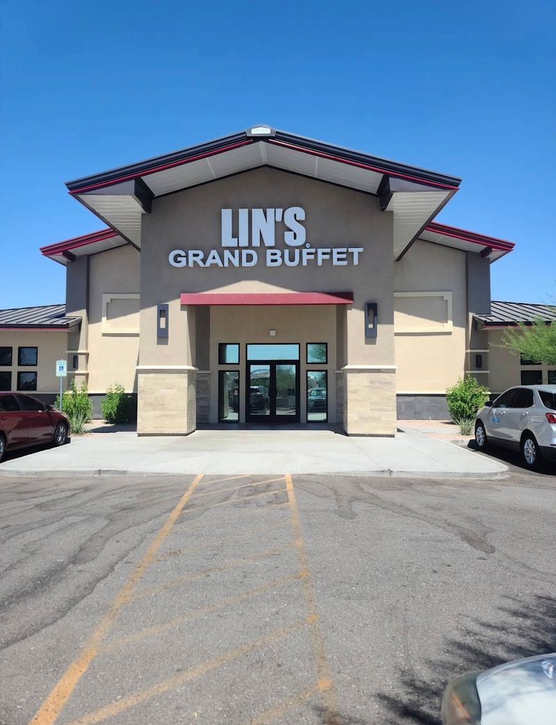 Lin's Grand Buffet