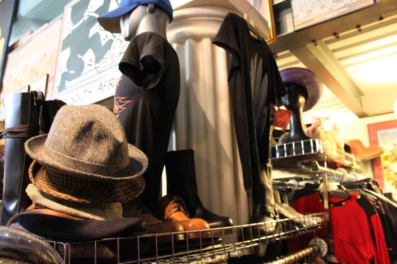 Retro Finds for Both Men and Women