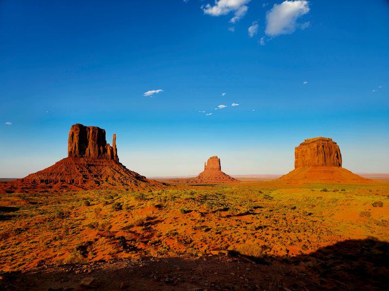 Monument Valley Navajo Tribal Park, Iconic Desert Views