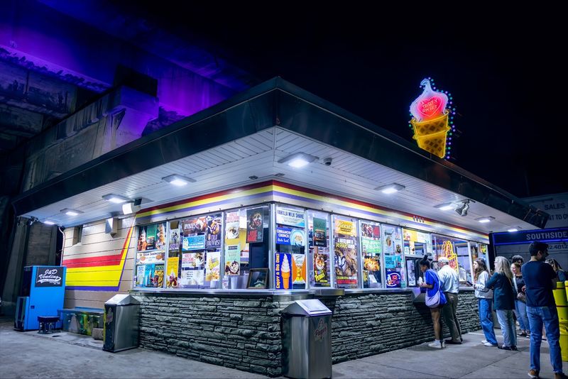 Page Dairy Mart, Pittsburgh