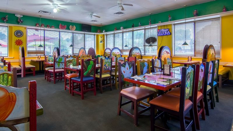 Painted Booths Bring Color To The Dining Room