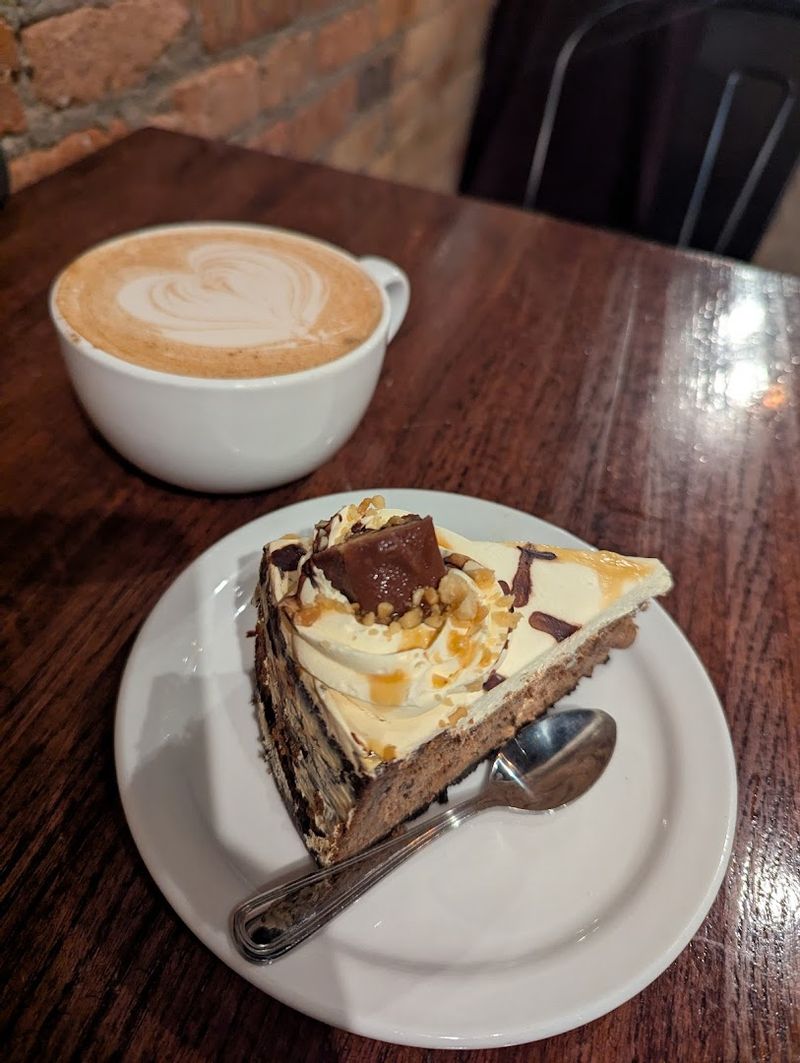 Pair Bold Cheesecake Flavors With Restraint In The Cup