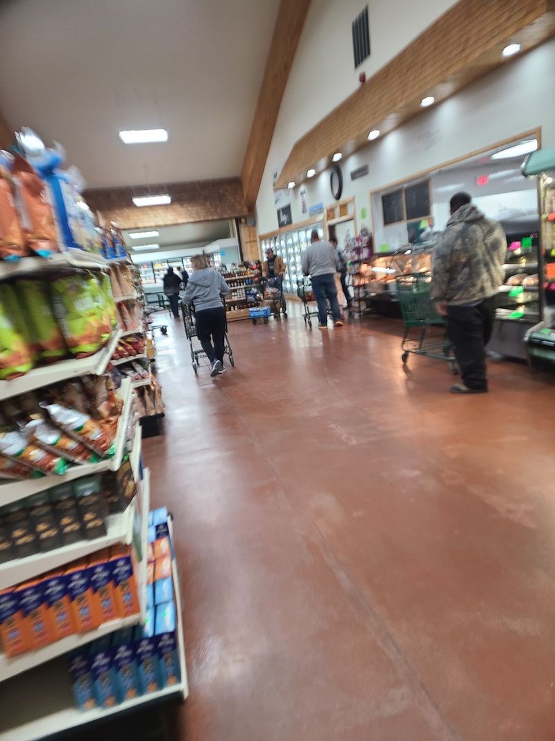 Pair Lunch With Bakery Shopping