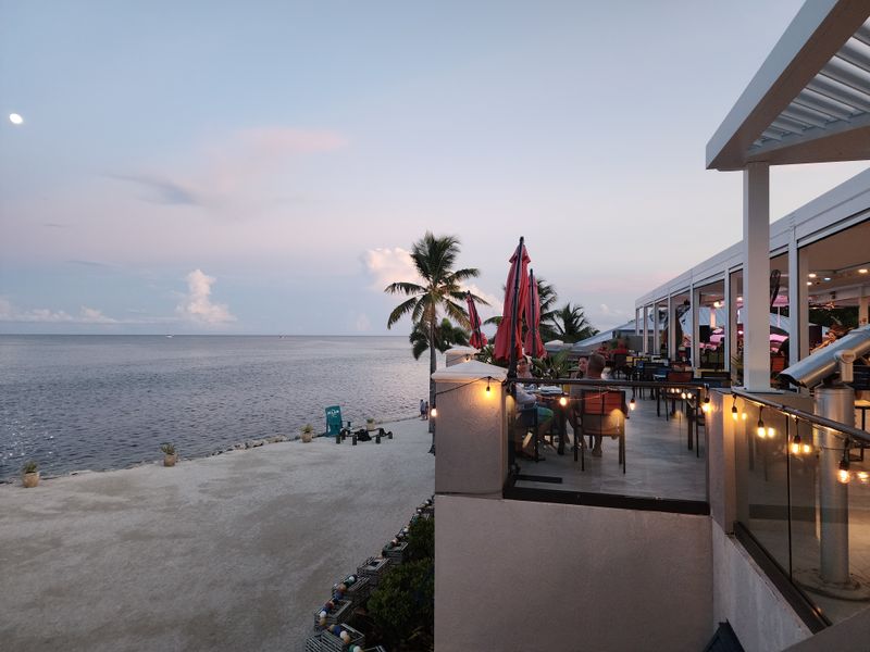 Arrive Early Evening For Easy Flow