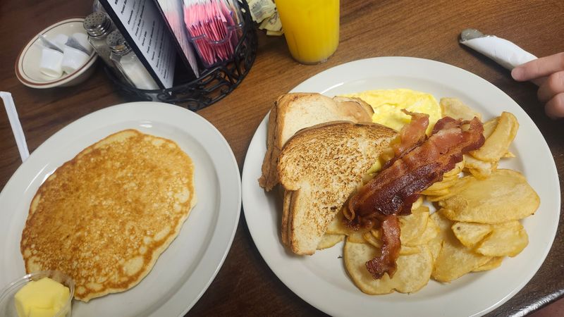 Mind The Hours And Sunday Quiet