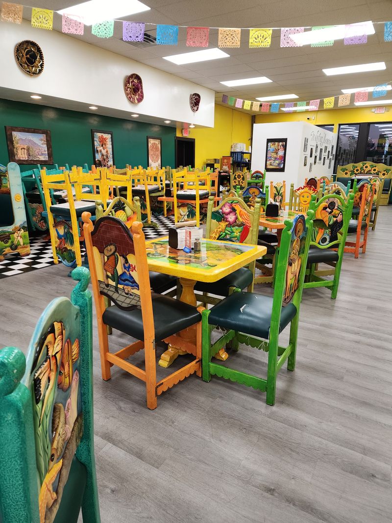 Time Your Visit For Weekend Crowds