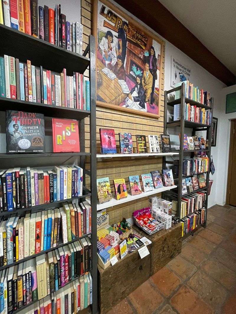 Palabras Bilingual Bookstore, Phoenix