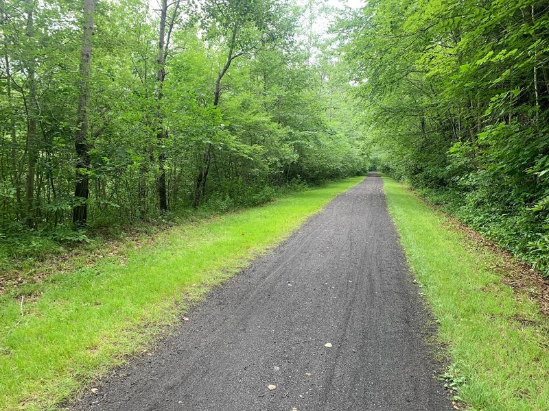 Chain of Lakes Trail (South End)