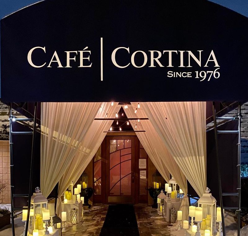 Cafe Cortina, Farmington Hills