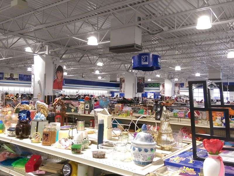 Palmetto Goodwill, North Charleston Palmetto Goodwill, North Charleston