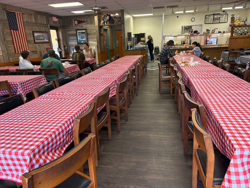 Palmetto Pig Bar-B-Q Restaurant, Columbia Palmetto Pig Bar-B-Q Restaurant, Columbia