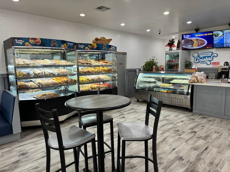 Panaderia Y Restaurante Cristal