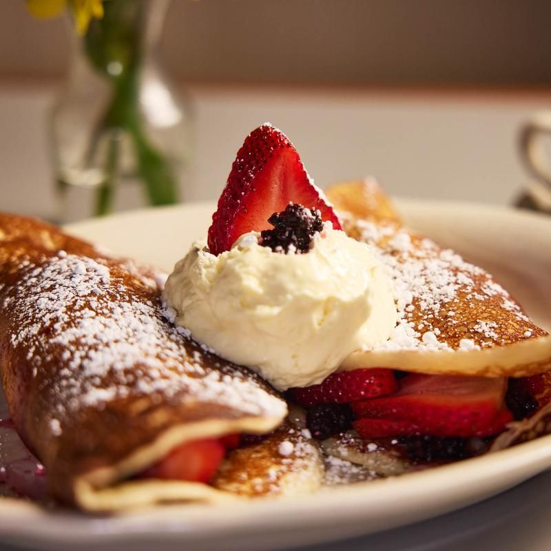 Pancakes And French Toast Worth Setting An Alarm For