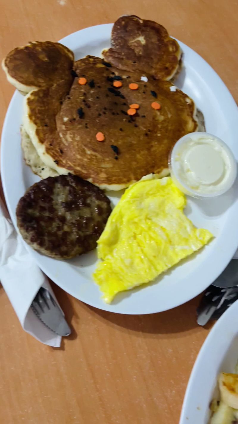 Pancakes, French Toast, and the Sweet Side of the Menu Pancakes, French Toast, and the Sweet Side of the Menu