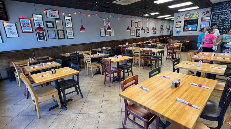 Johnny's Restaurant — Homewood