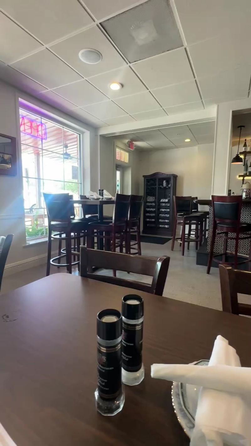 Iron & Grape – DeFuniak Springs