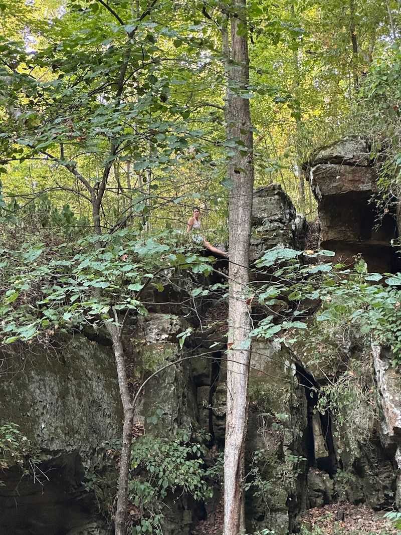 Pomona Natural Bridge Trail, Jackson County