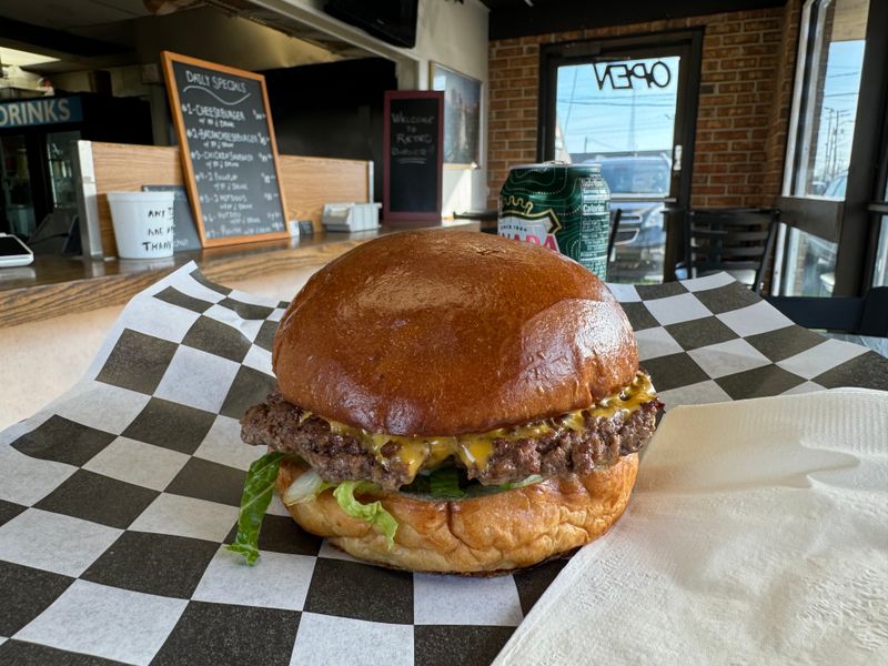 Retro Burger – Crestwood