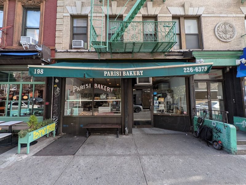 Parisi Bakery