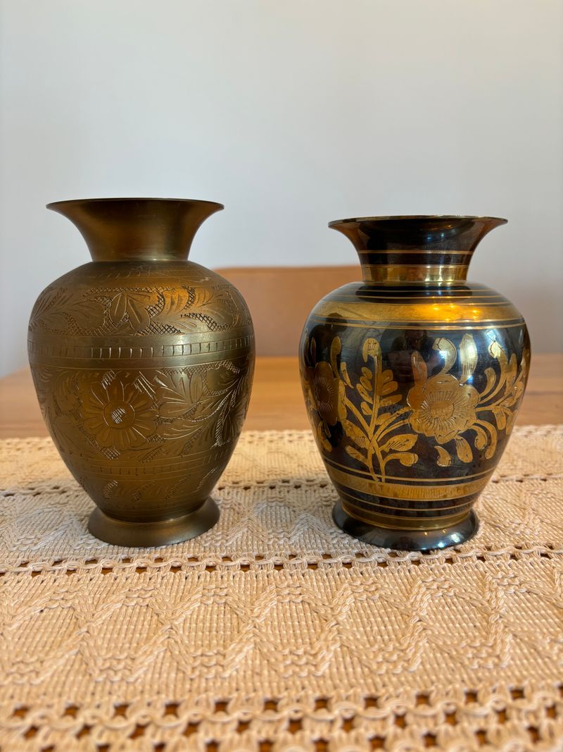 How The Dealers Shape The Story