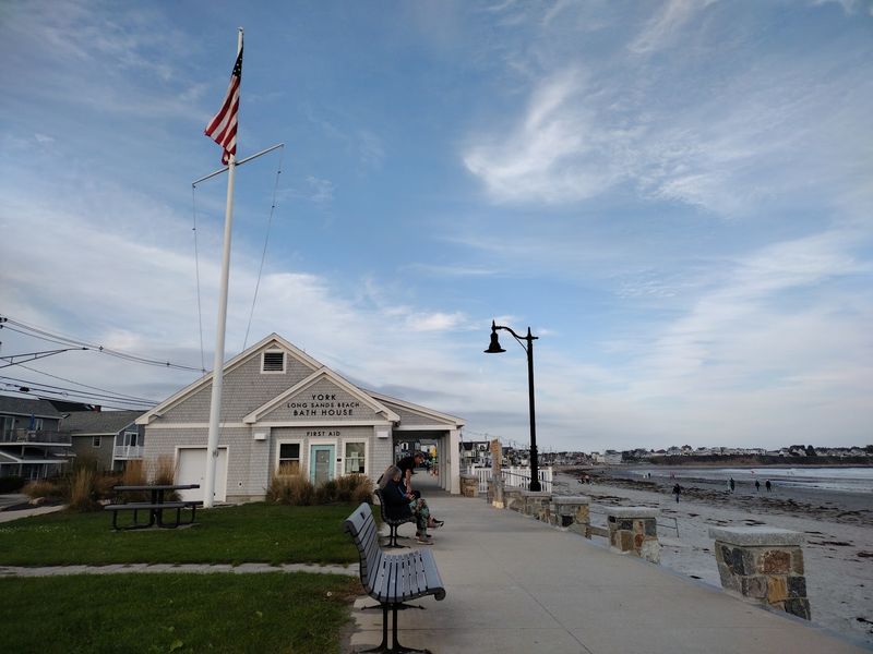Parking, Bathhouse, And Handy Comforts