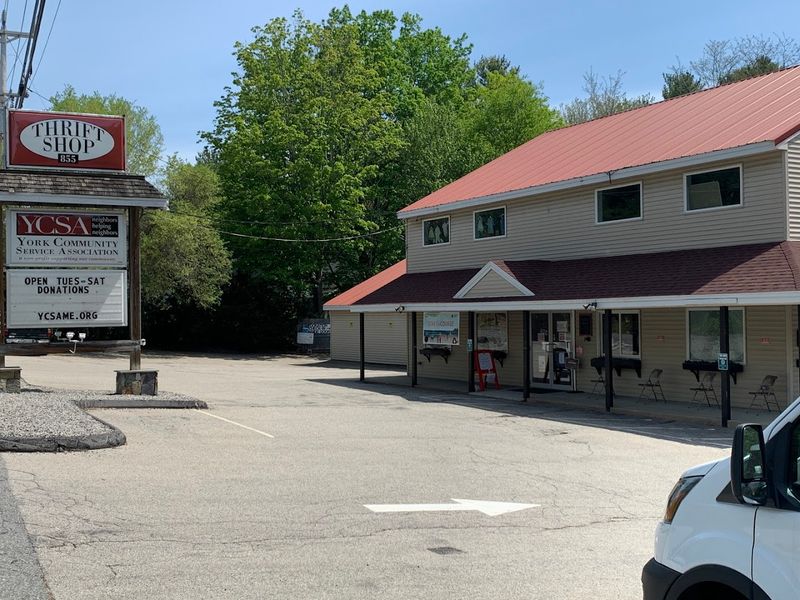 Parking Is Easy and Plentiful