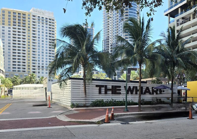 Parking Options And Practical Tips For First-Time Visitors