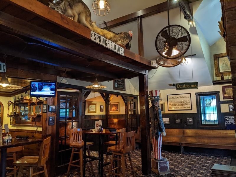 Why Road-Trippers Keep Stopping Here Every Single Time