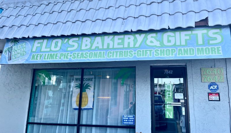 Flo's Bakery & Gifts, Sarasota