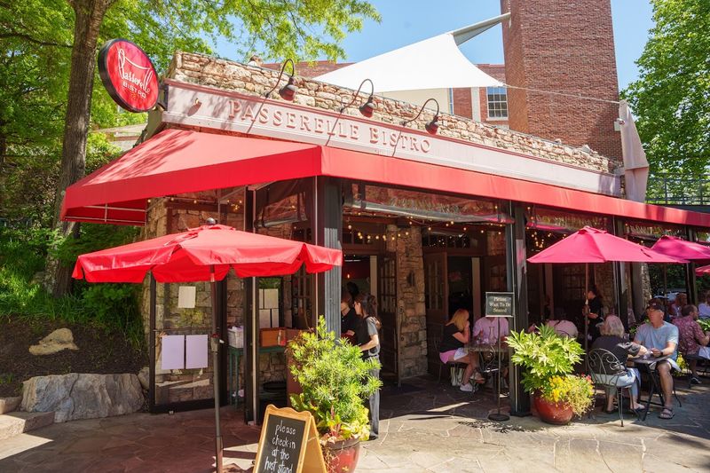 Passerelle Bistro, Greenville
