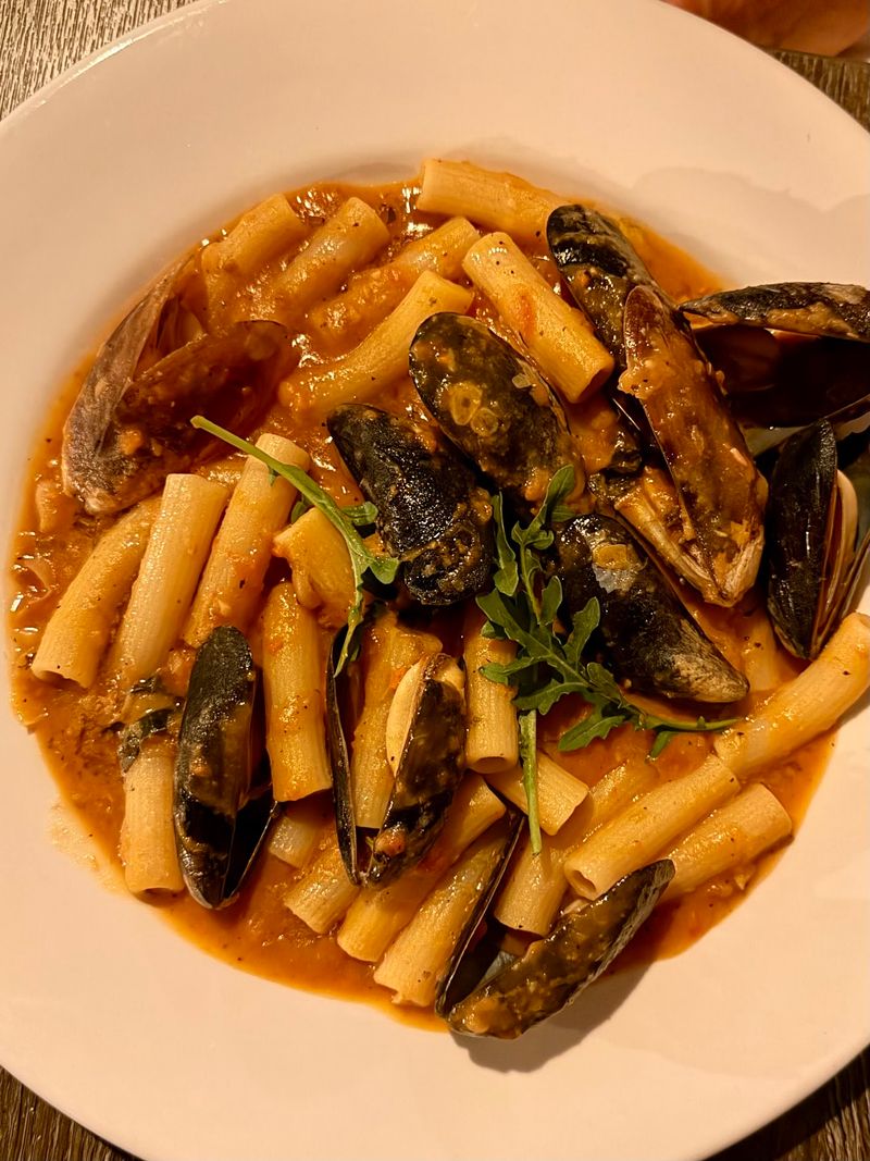 Pasta Fagioli E Cozze Worth Craving