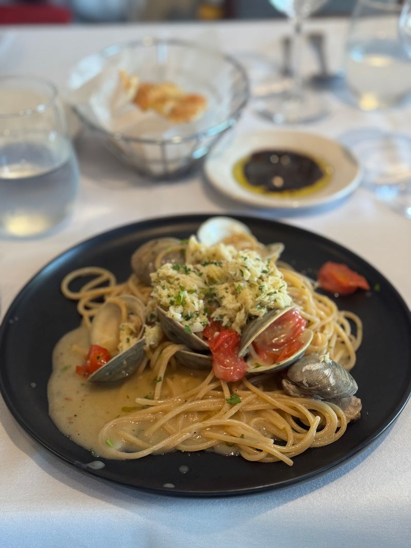 Mezza Luna Pasta & Seafood – Smyrna