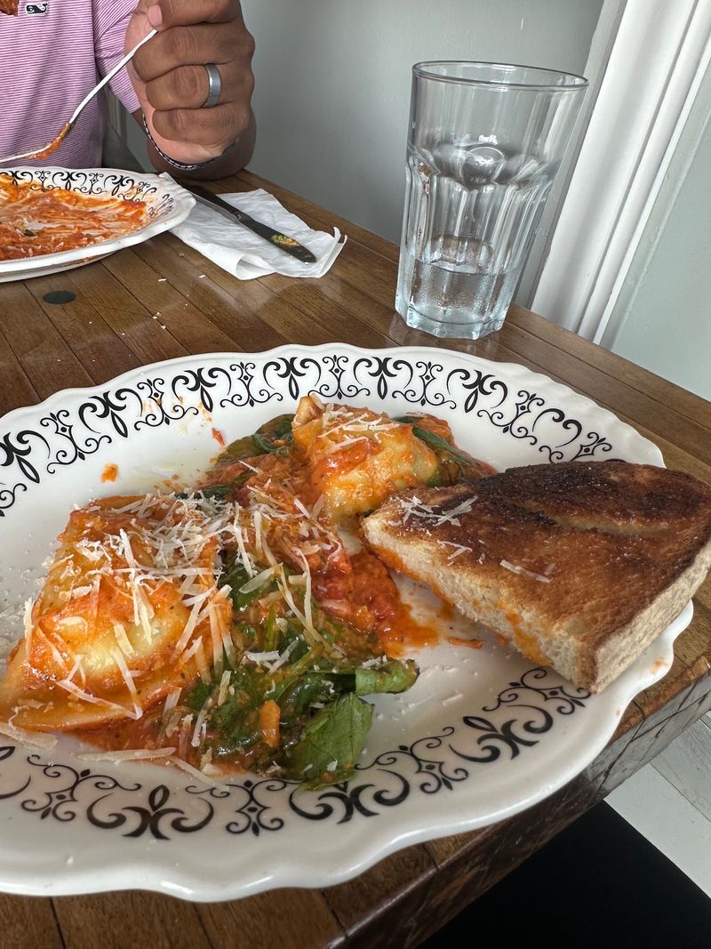 Pastina Eatery