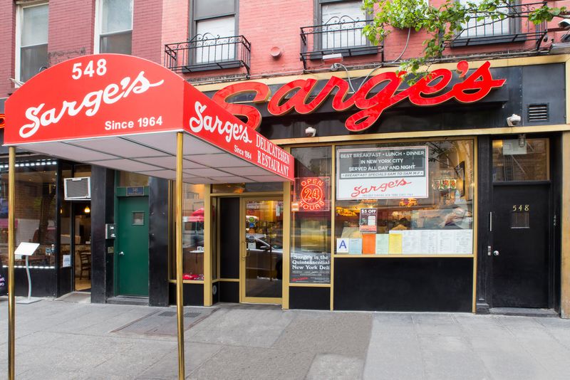 Sarge's Delicatessen & Diner – New York, New York (old-school charm)