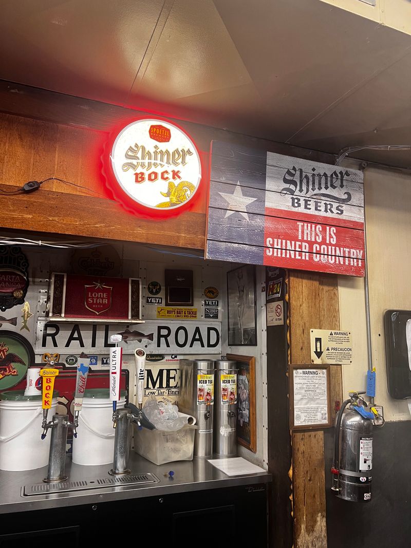 Riscky’s BBQ (Azle Ave)