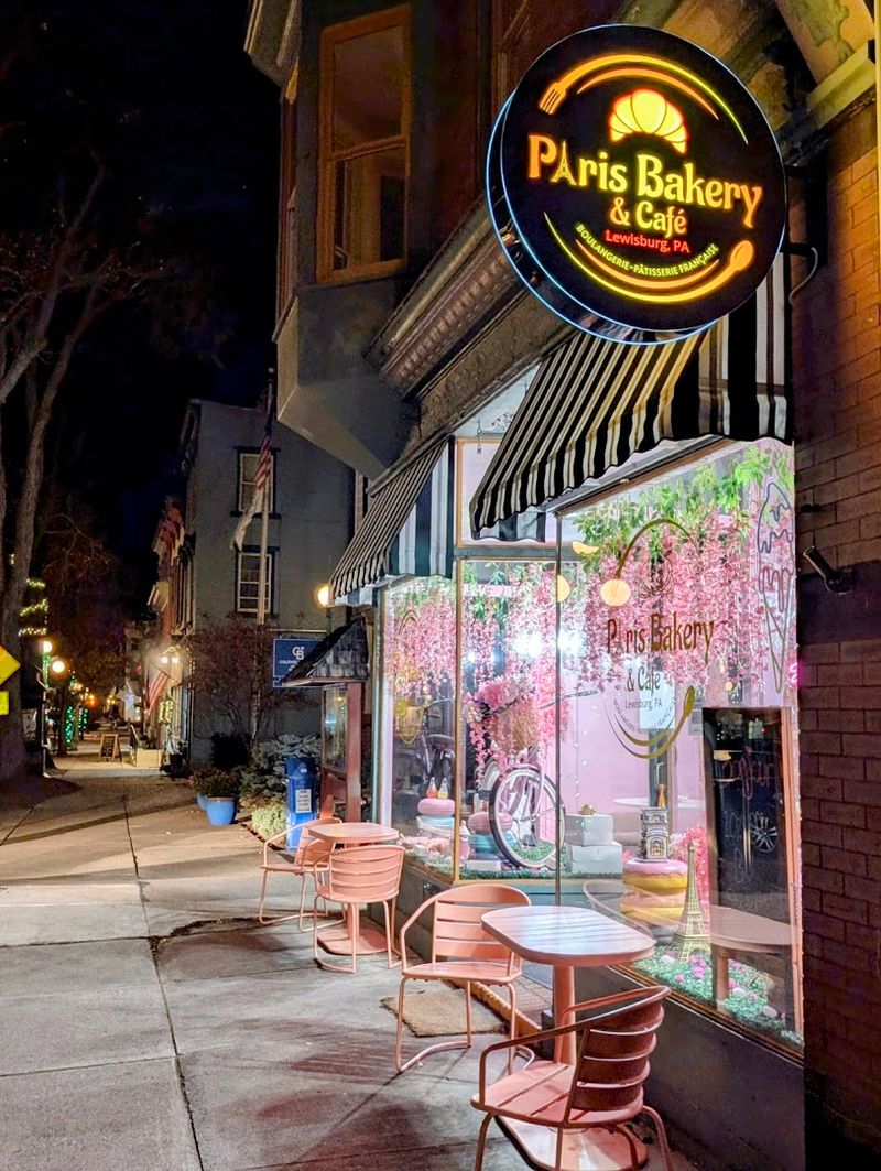 Paris Bakery & Café, Lewisburg, PA