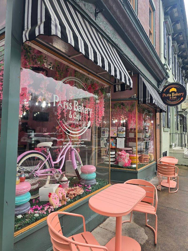 Paris Bakery & Café — Lewisburg