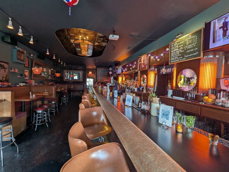 Ludlow Liquors – Chicago (2959 N California Ave, Chicago, IL 60618)