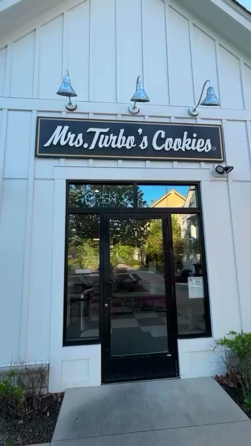 Mrs. Turbo's Cookies Bakery, Powell