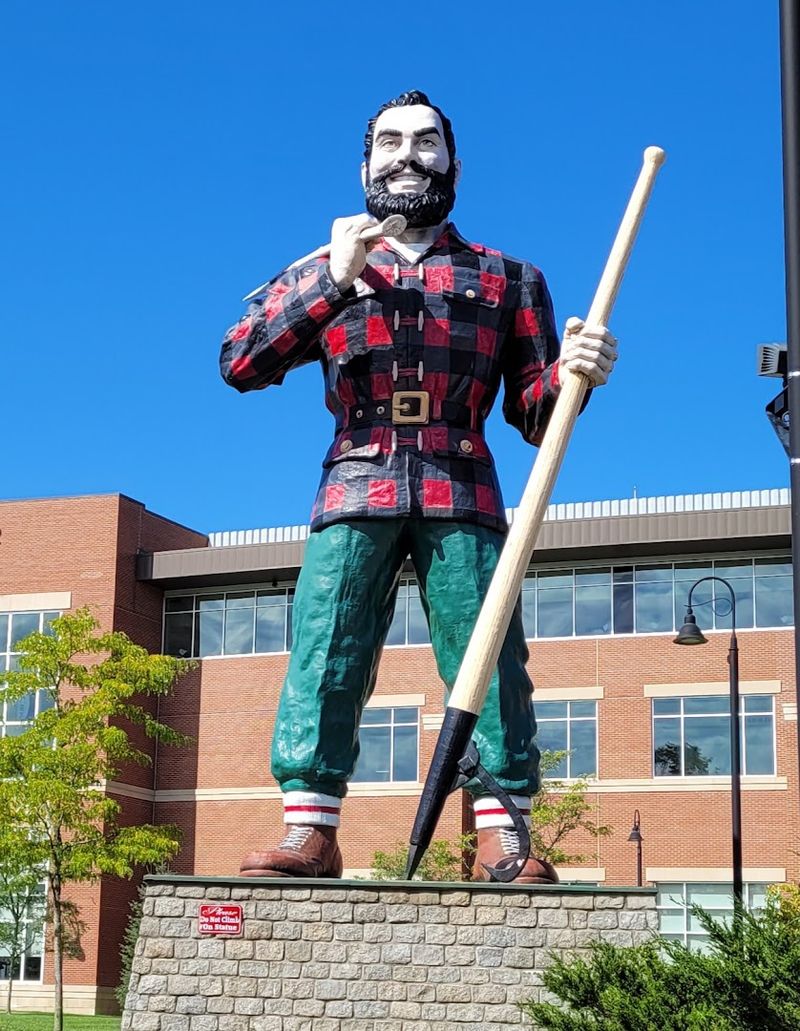 Paul Bunyan Statue, Bangor Paul Bunyan Statue, Bangor